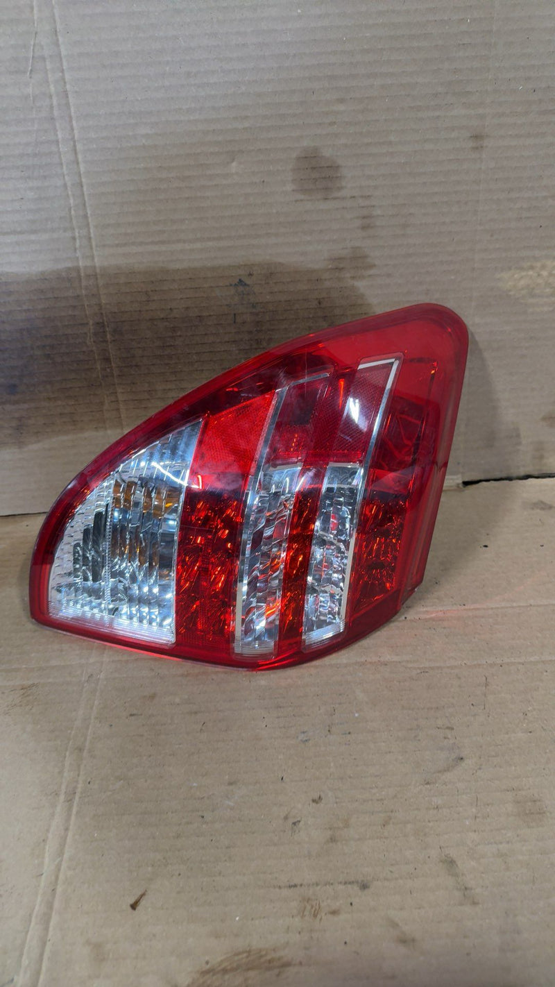 2009 2010 2011 2012 Toyota RAV4 Driver Side Left Tail Light Lamp Assembly L