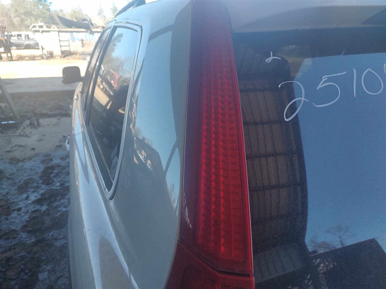 2007 thru 2014 Volvo XC90 Driver Side Left Tail Light Lamp Assembly L upper