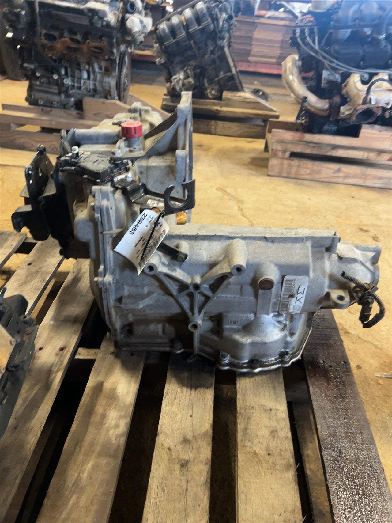 2002 Chevrolet Cavalier, Pontiac Sunfire Transmission Transaxle Assembly AT 4 134 2.2L VIN 8th digit