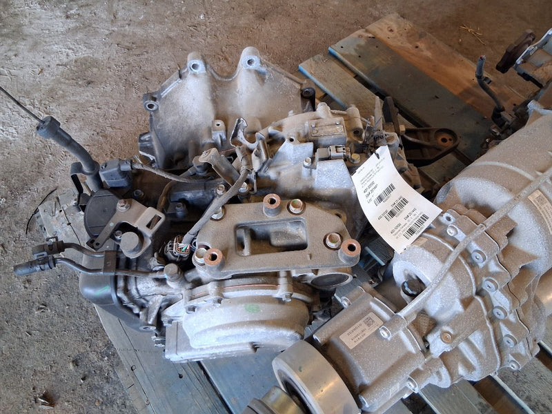 2007 2008 2009 Hyundai Santa FE Transmission Transaxle Assembly 2.7L 6 Cylinder AT FWD