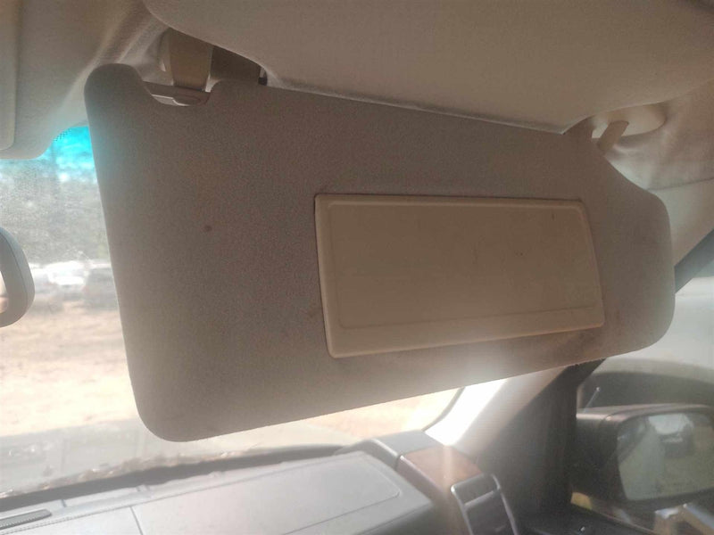 2005 thru 2009 Rover Range Rover Passenger Side Right Sun Visor cloth R