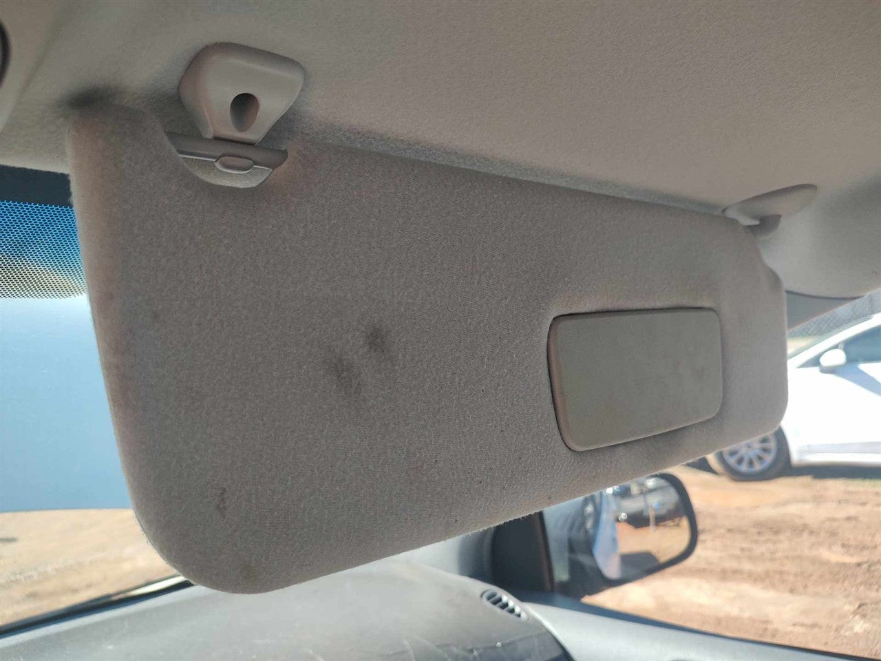 2005 thru 2010 Toyota Sienna Passenger Side Right Sun Visor R