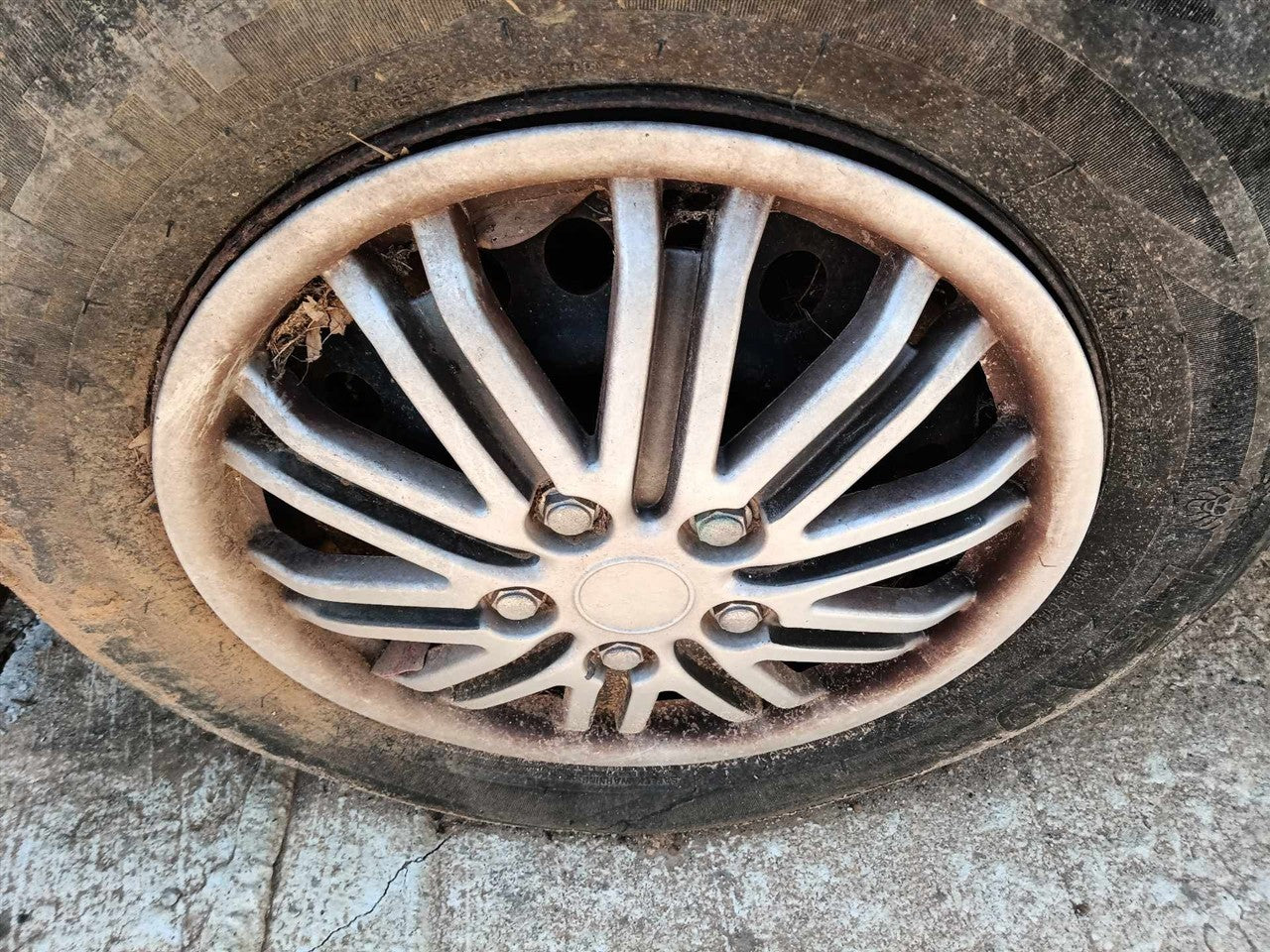1989 thru 2005 Chevrolet Cavalier, Pontiac Sunfire, Pontiac Grand AM, Buick Skylark and 6 more Wheel Rim