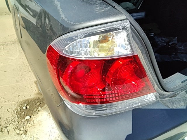2005 2006 Toyota Camry Driver Side Left Tail Light Lamp Assembly L