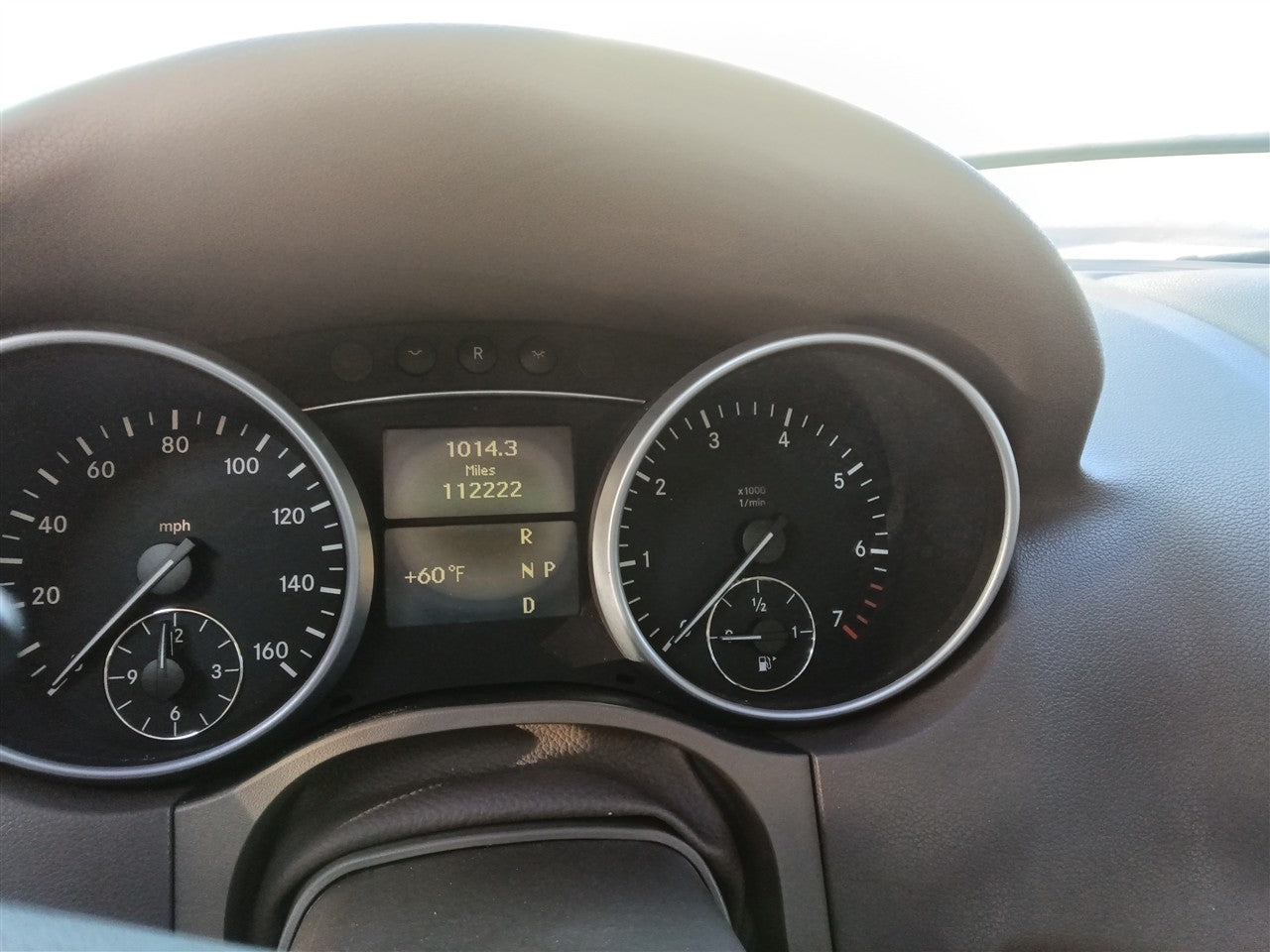 2010 2011 Mercedes Benz Mercedes ML Class Speedometer Instrument Gauge Cluster 164 Type MPH without adaptive cruise