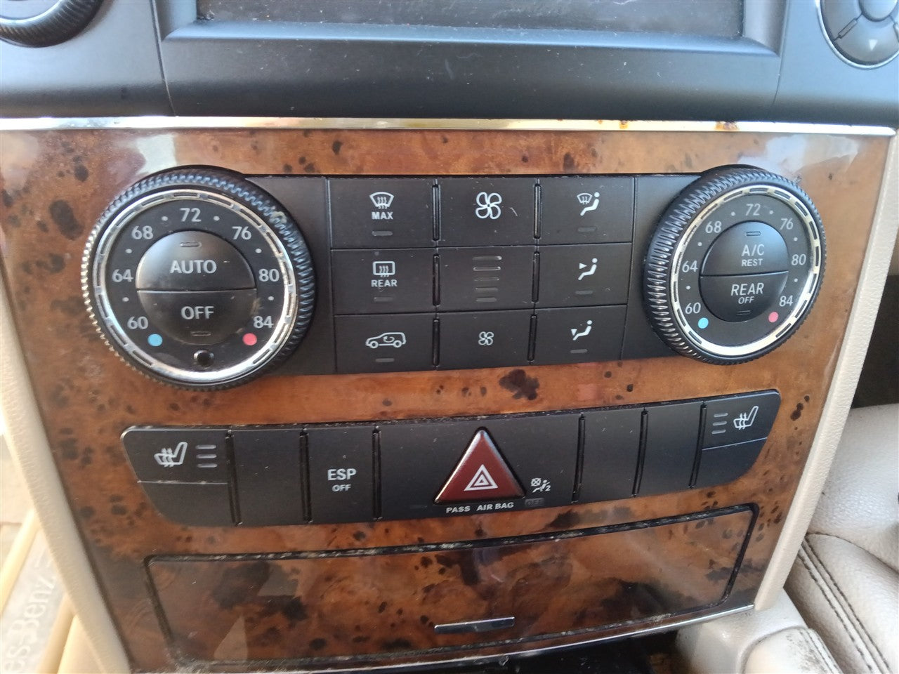 2010 2011 2012 2013 Mercedes Benz Mercedes R Class, Mercedes Benz Mercedes GL Class, Mercedes Benz Mercedes ML Class AC