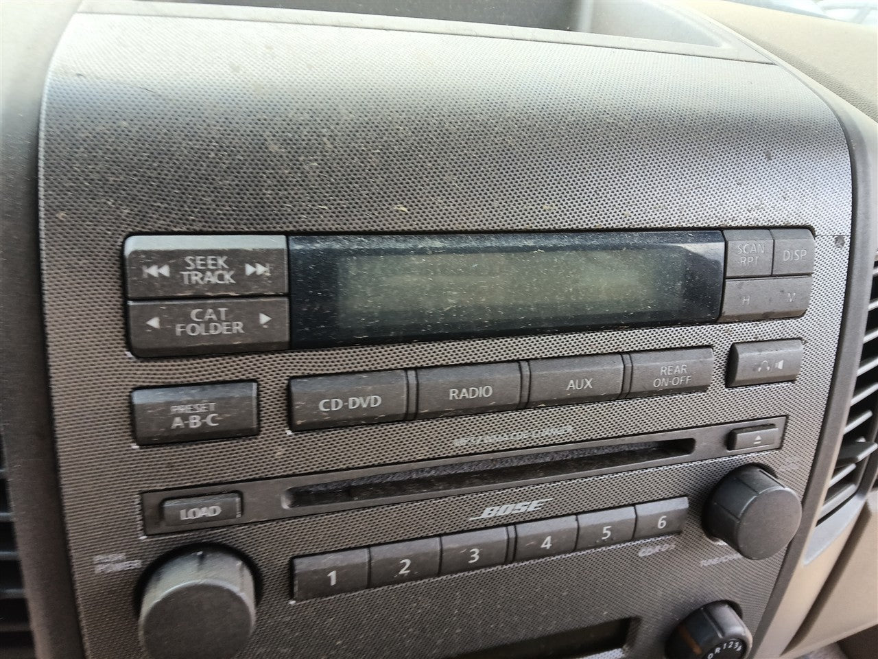 2006 Nissan Armada Radio Stereo Audio Head Unit control front dash mounted