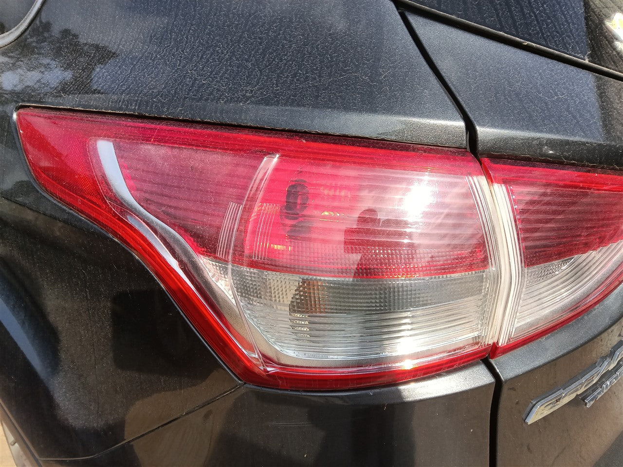 2013 2014 2015 2016 Ford Escape Driver Side Left Tail Light Lamp Assembly quarter panel mounted L