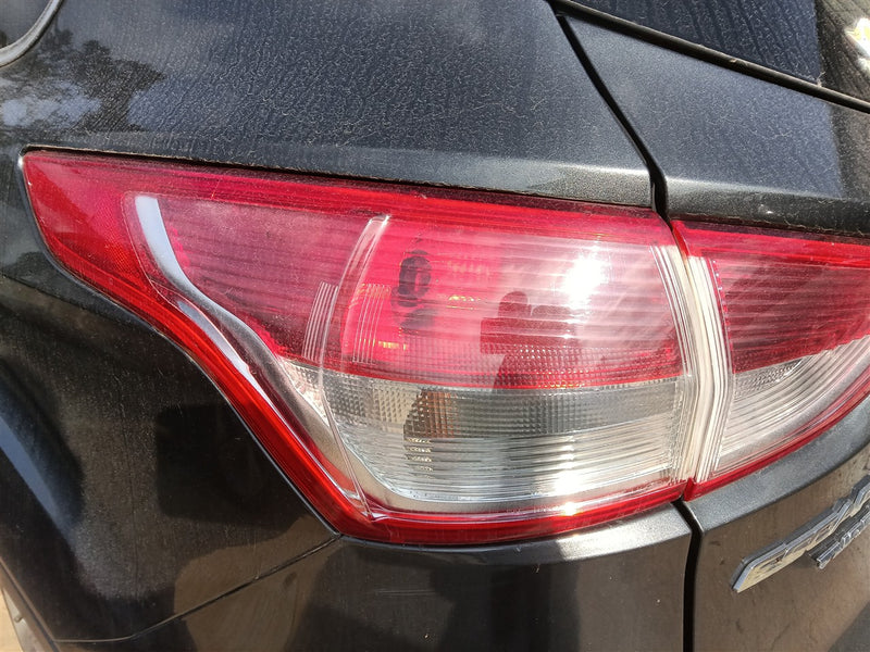 2013 2014 2015 2016 Ford Escape Driver Side Left Tail Light Lamp Assembly quarter panel mounted L