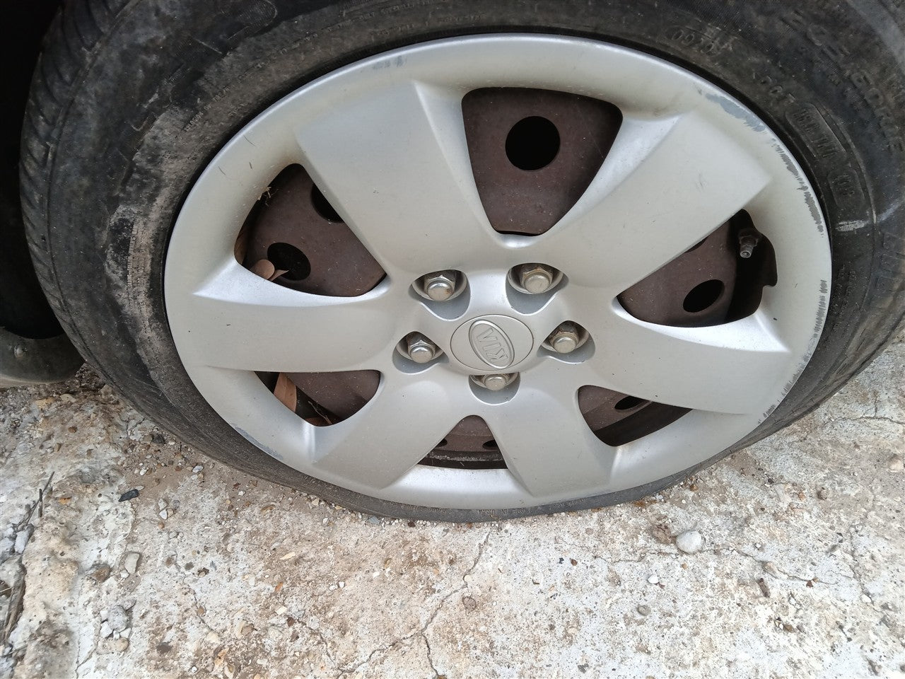 2006 thru 2010 KIA Optima, KIA Magentis Wheel Rim 16x6 1 2 steel 13 hole