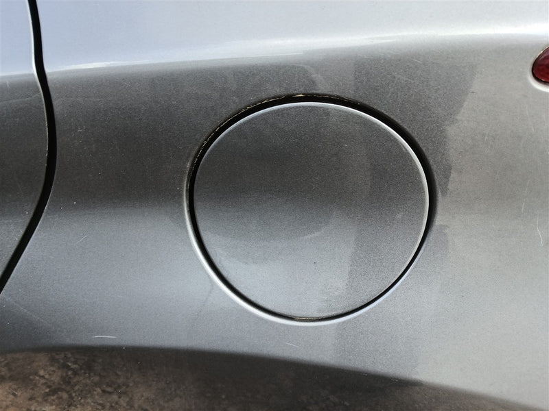 2013 Hyundai Elantra Fuel Filler Gas Door Lid