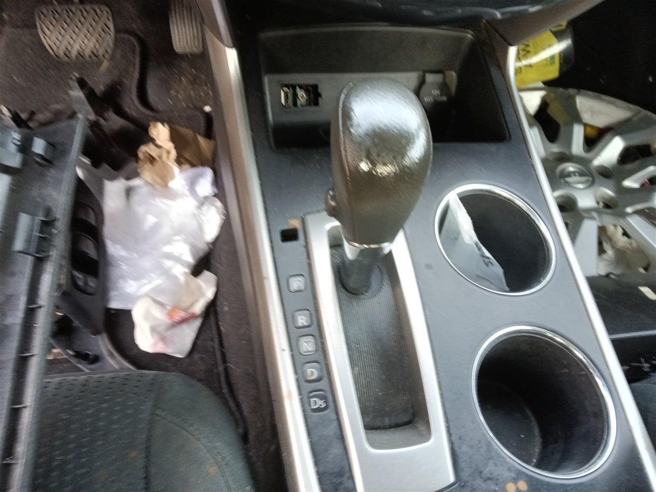 2015 Nissan Altima Transmission Gear Shifter Assembly