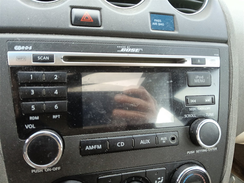 2010 2011 2012 Nissan Altima Radio Stereo Audio Head Unit receiver AM FM CD without navigation system Sdn