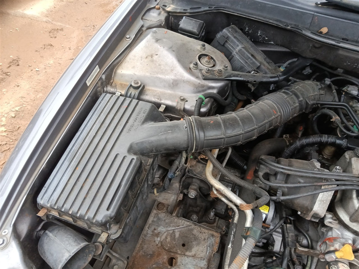 Used OEM Air Cleaner Intake Filter Box from 2000 Honda Accord