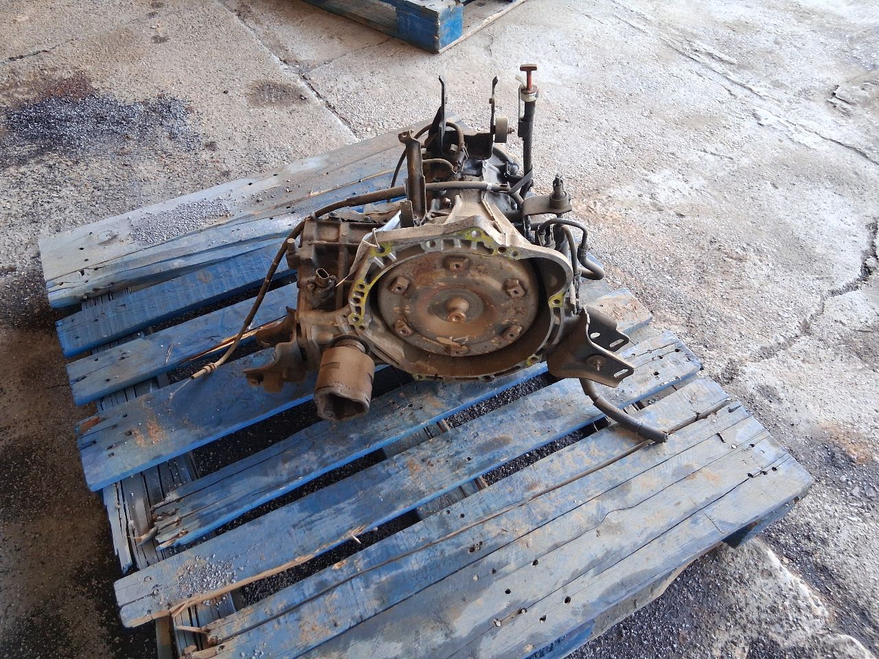 2000 2001 2002 General Motors Foreign Prizm, Toyota Corolla Transmission Transaxle Assembly AT