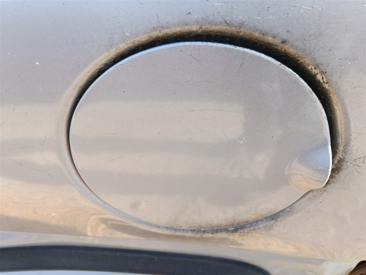 1998 Dodge 1500 Fuel Filler Gas Door Lid