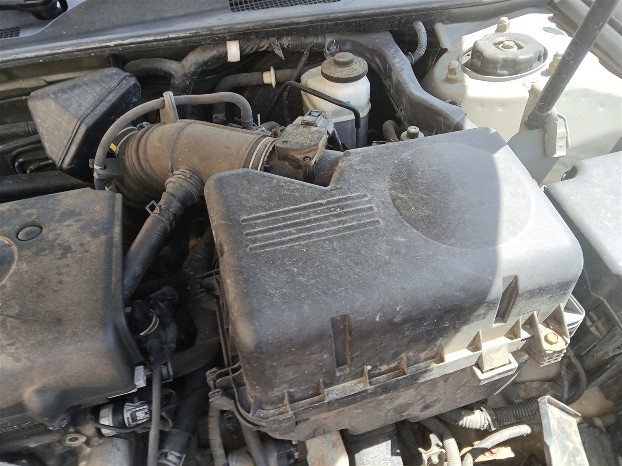 2002 2003 Toyota Camry Air Cleaner Intake Filter Box 4 cylinder