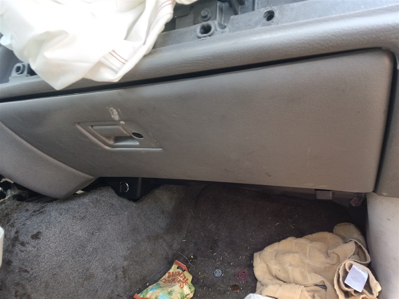 2001 Mercury Grand Marquis Glove Box Compartment
