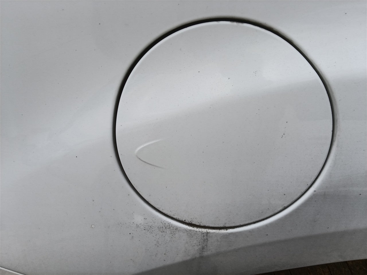 2013 Chevrolet Equinox Fuel Filler Gas Door Lid