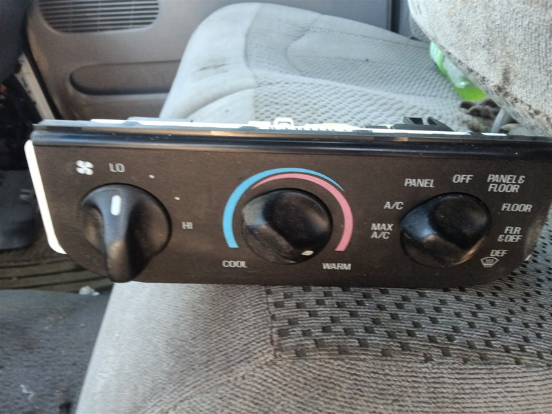 1999 thru 2004 Ford F150, Ford Expedition, Lincoln Navigator, Ford F250 AC Heater Temperature Climate Control Unit