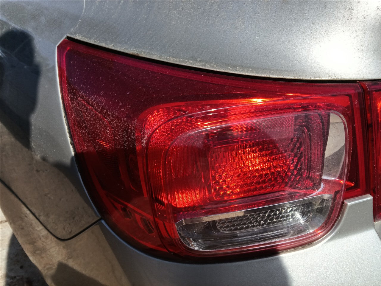 2013 2014 2015 2016 Chevrolet Malibu Driver Side Left Tail Light Lamp Assembly quarter panel mounted L