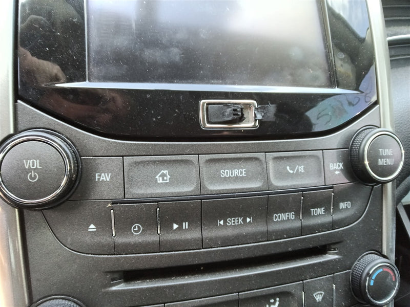 2013 Chevrolet Malibu Radio Stereo Audio Head Unit control panel