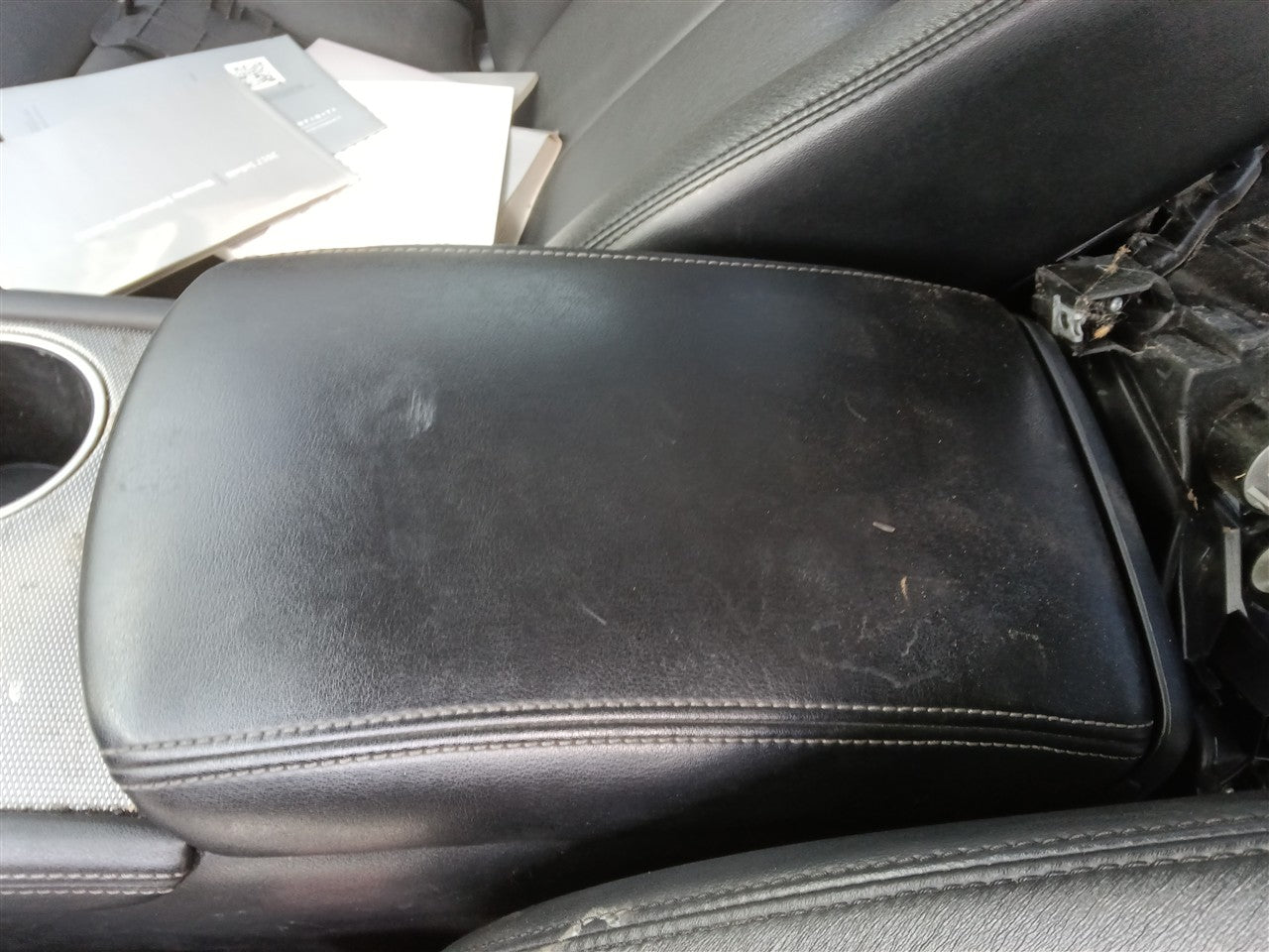 2016 2017 2018 2019 Infiniti Q50 Console Front floor