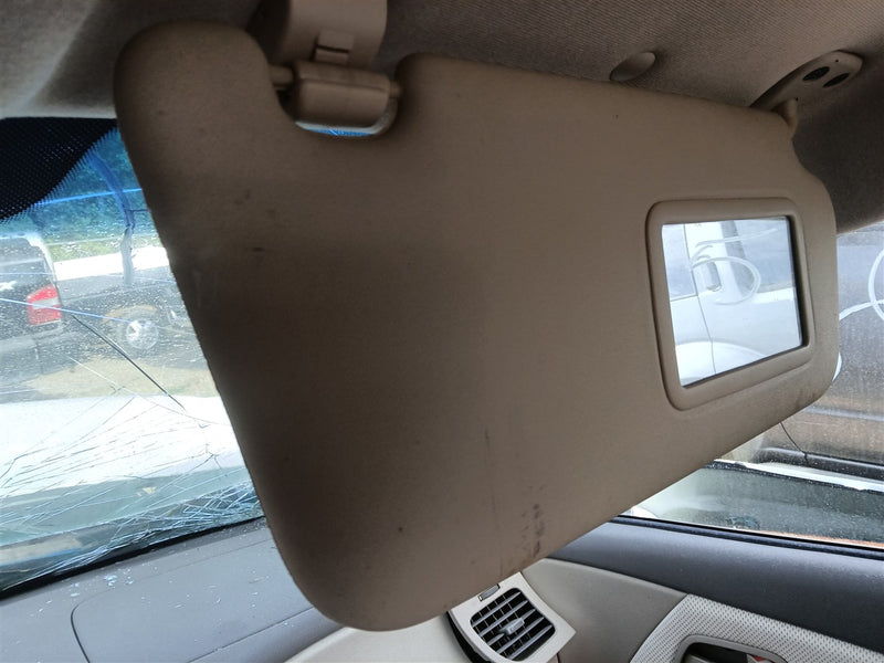 2006 thru 2011 KIA RIO Passenger Side Right Sun Visor without illumination R