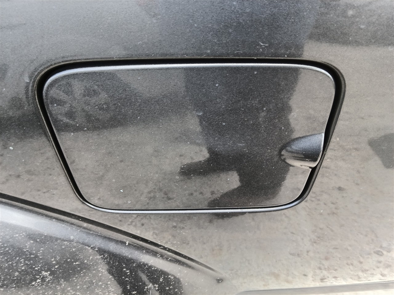 2008 Nissan Pathfinder Fuel Filler Gas Door Lid