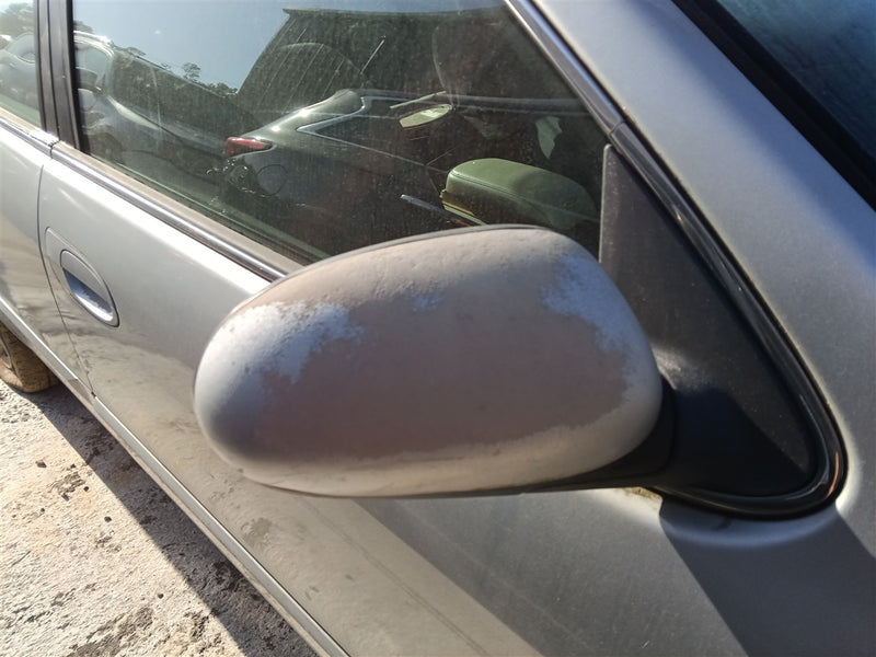 2000 thru 2004 Infiniti I35, Infiniti I30 Right Passenger Side View Door Mirror Power non heated R
