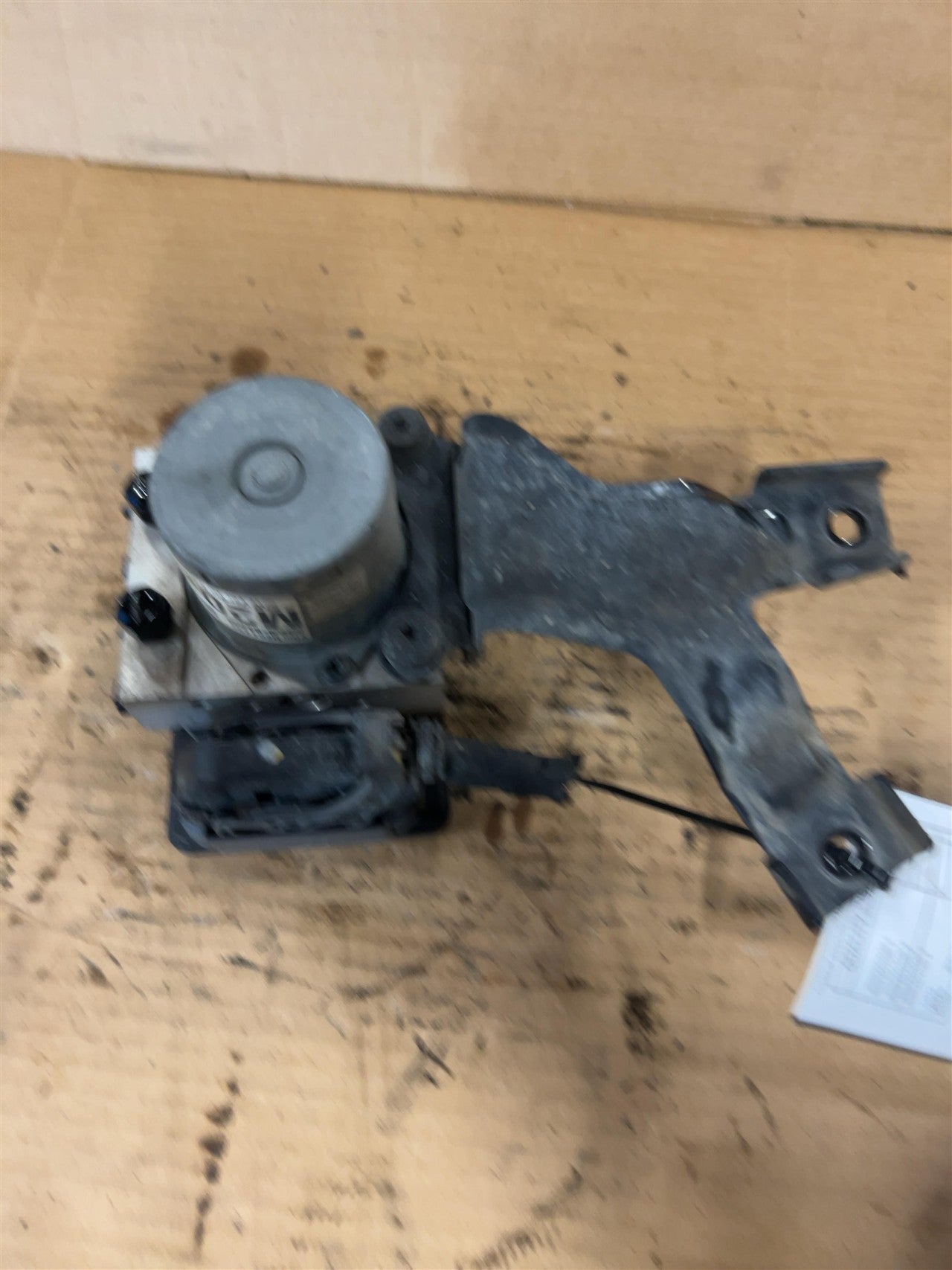 2017 2018 KIA Forte ABS Anti Lock Brake Pump Control Module Actuator and Assembly without automatic braking