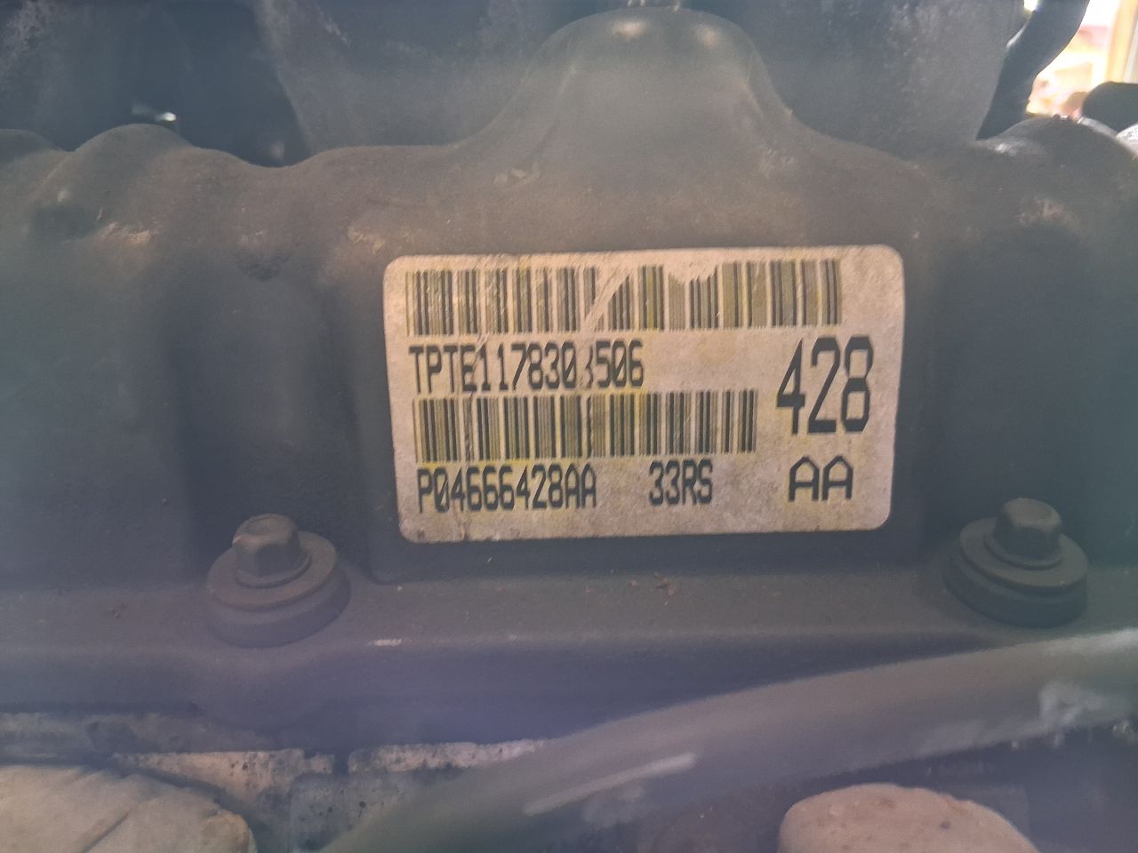 2003 2004 Chrysler Town and Country, Dodge Caravan, Jeep Voyager Transmission Transaxle Assembly AT 3.3L 4 speed