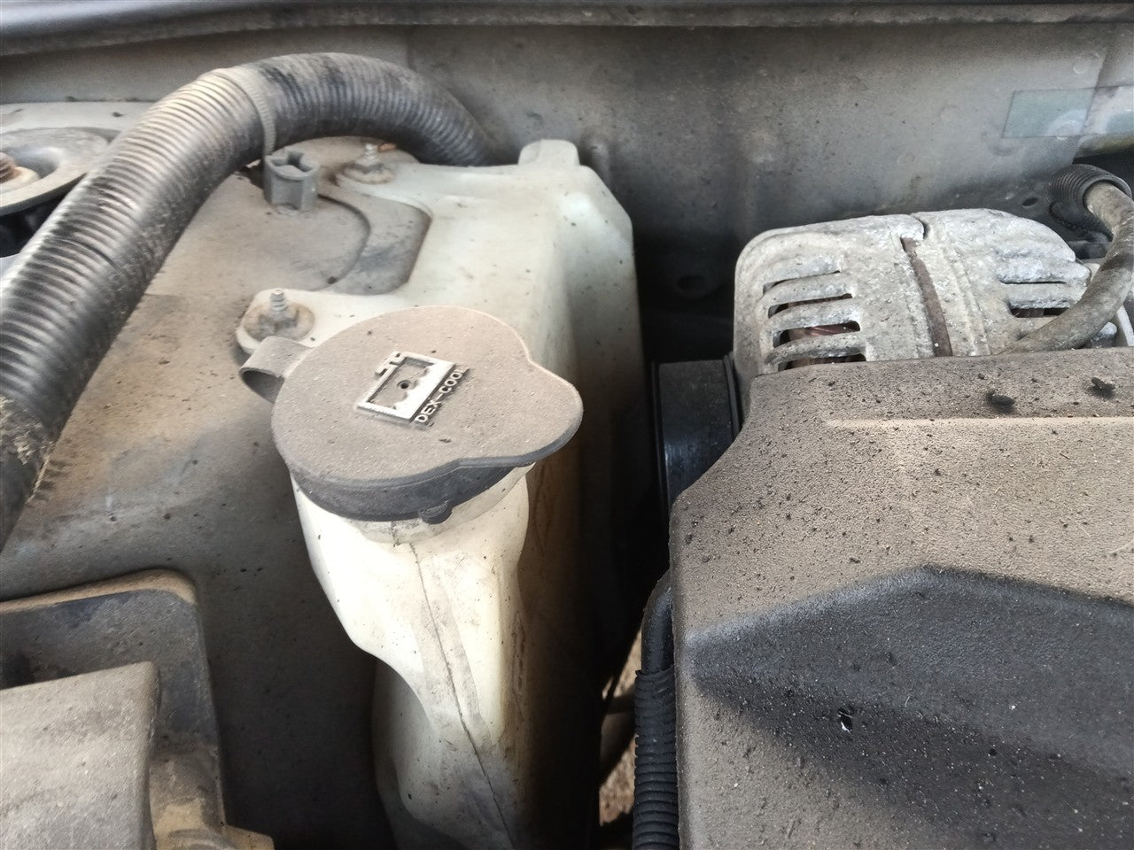 2005 thru 2010 Chevrolet Impala, Buick Allure, Buick Lacrosse, Chevrolet Monte Carlo Coolant Overflow Reservoir Tank