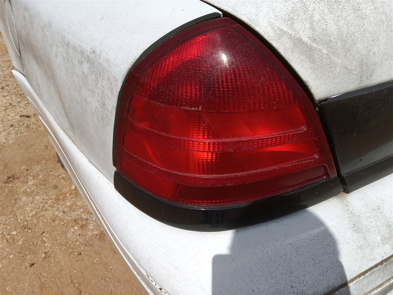 1999 thru 2011 Ford Crown Victoria Driver Side Left Tail Light Lamp Assembly quarter panel mounted L