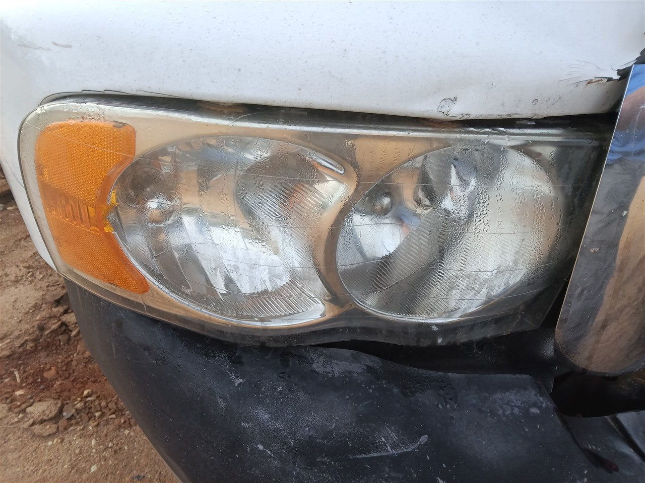 2002 2003 2004 2005 Dodge 1500, Dodge 2500, Dodge 3500 Passenger Side Right Headlight Headlamp Assembly R