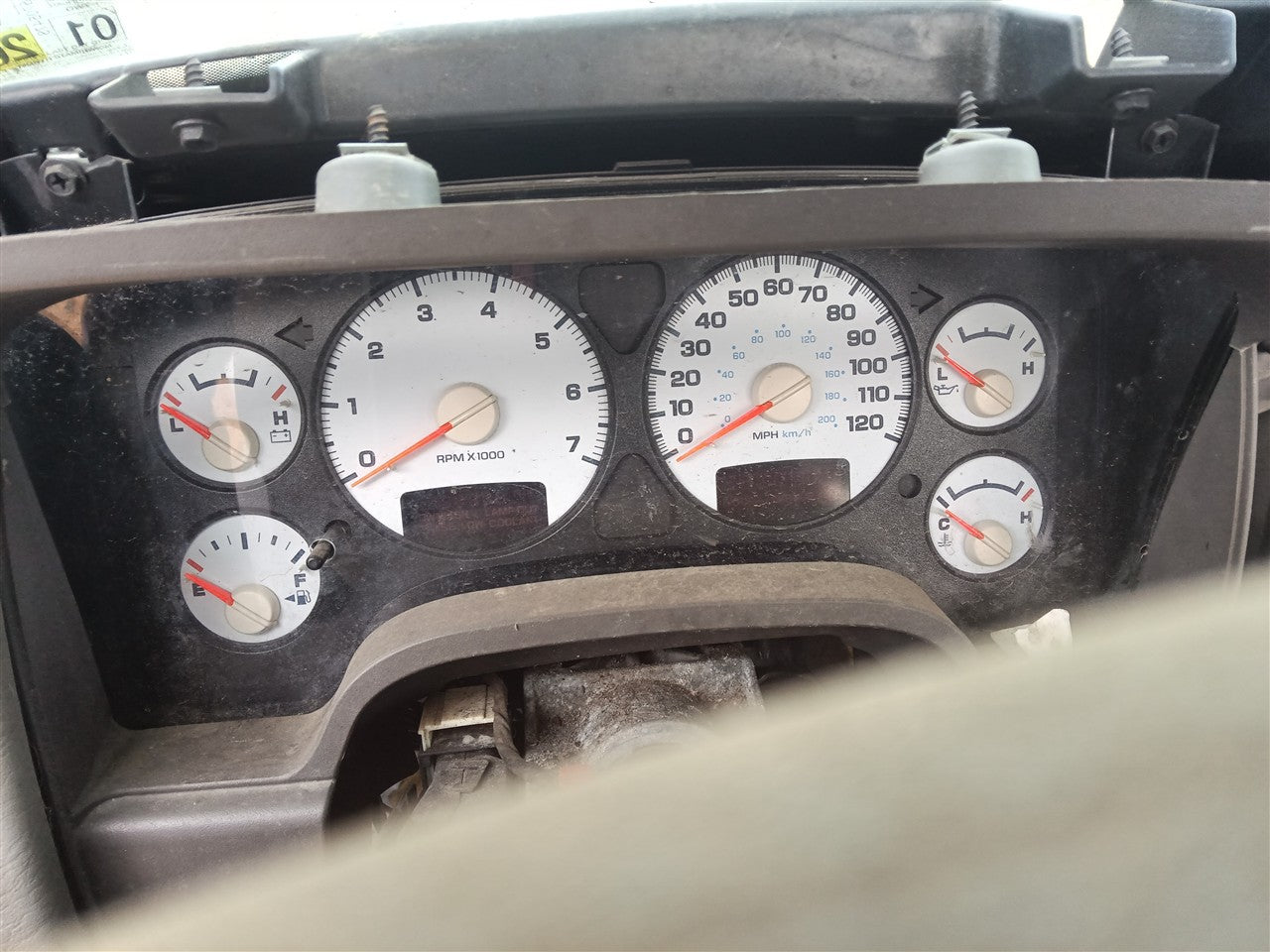 2002 Dodge 1500 Speedometer Instrument Gauge Cluster tachometer MPH without power lock
