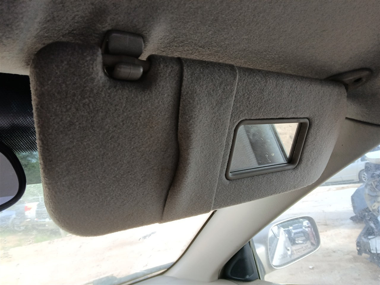 2003 2004 2005 Toyota Corolla Passenger Side Right Sun Visor R
