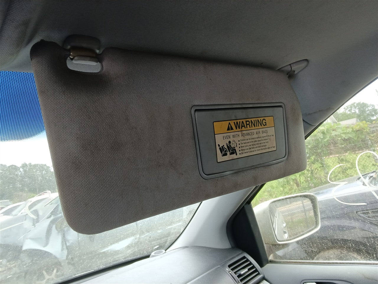 2005 Honda Odyssey Passenger Side Right Sun Visor illuminated R