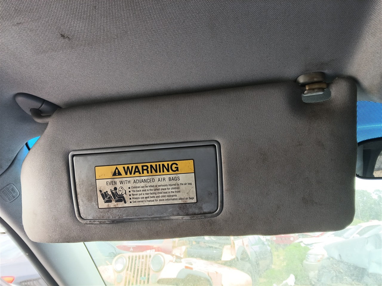 2005 Honda Odyssey Driver Side Left Sun Visor illuminated L