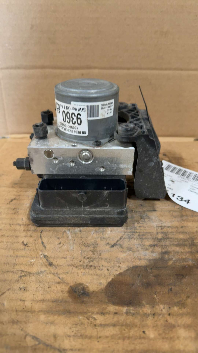 2020 2021 2022 KIA Telluride ABS Anti Lock Brake Pump Control Module actuator and assembly