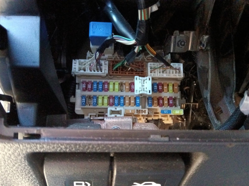 2013 Nissan Altima Cabin Interior Fuse Box Relay Panel