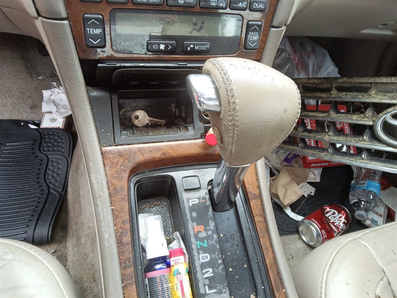 2004 Toyota Avalon Transmission Gear Shifter Assembly