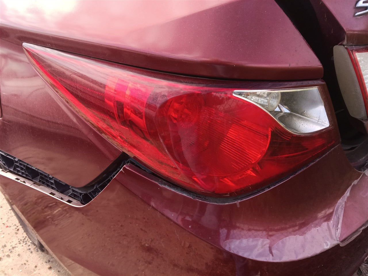 2011 2012 2013 2014 Hyundai Sonata Driver Side Left Tail Light Lamp Assembly quarter panel mounted L