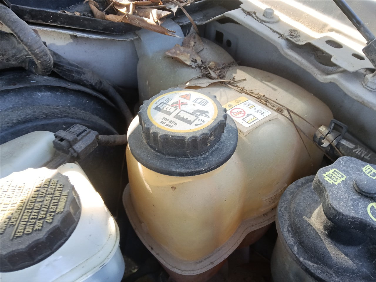 2003 thru 2008 Ford F150, Ford Expedition, Lincoln Navigator, Lincoln LT Coolant Overflow Reservoir Tank New Style