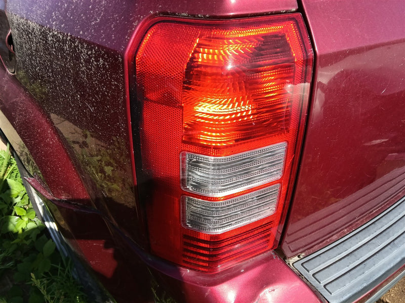 2008 thru 2017 Jeep Patriot Driver Side Left Tail Light Lamp Assembly L
