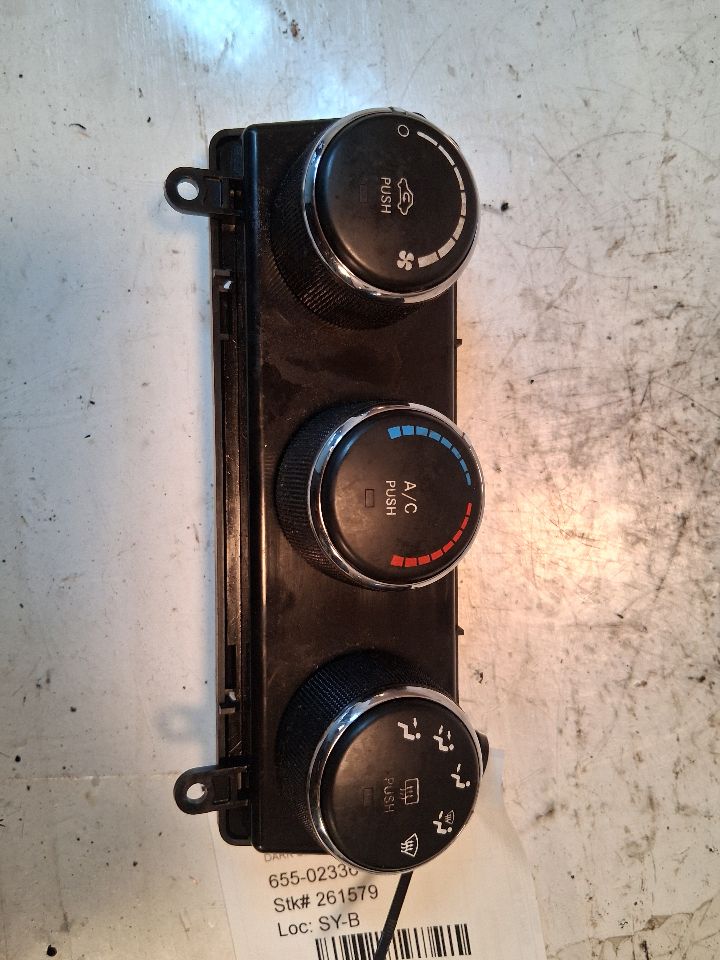 2011 thru 2017 Jeep Compass, Jeep Patriot, Dodge Caliber AC Heater Temperature Climate Control Unit with