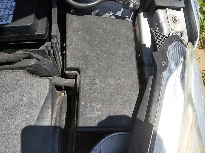 2016 Ford Focus Engine Bay Fuse Box Relay Panel gasoline 2.0L without turbo VIN 2