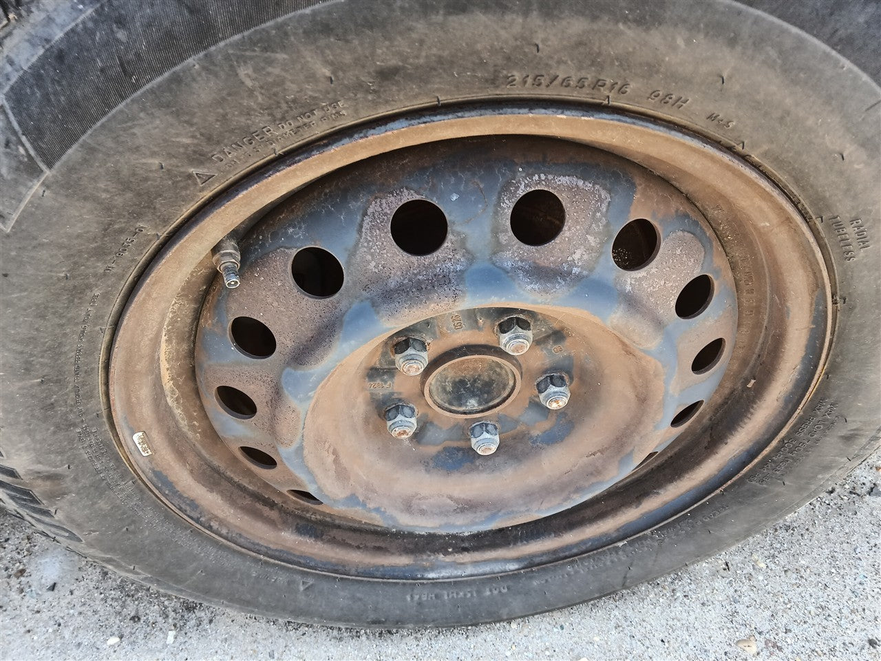 2004 thru 2010 Toyota Sienna, Toyota Solara Wheel Rim 16x6 1 2 steel