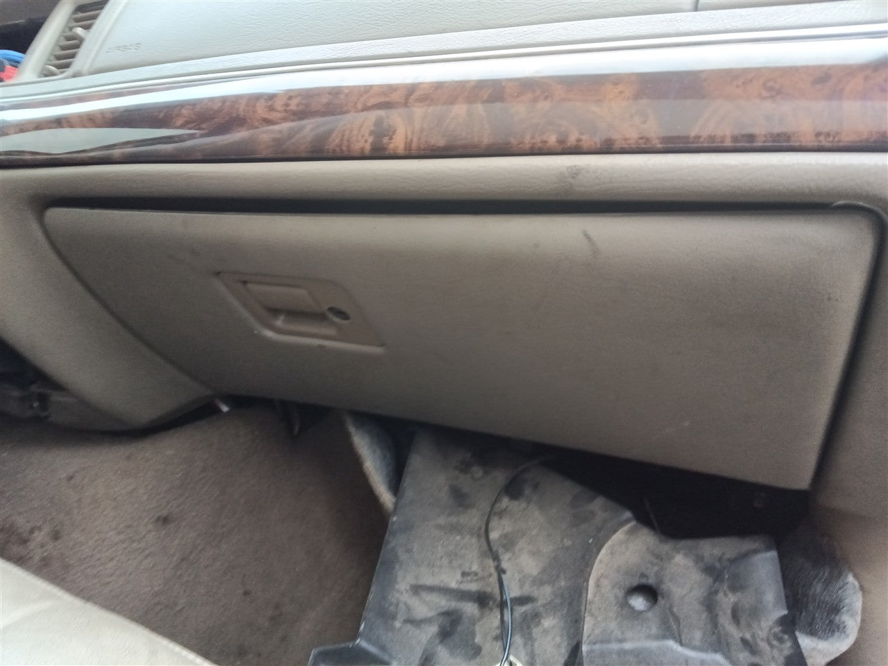 2004 Mercury Grand Marquis Glove Box Compartment