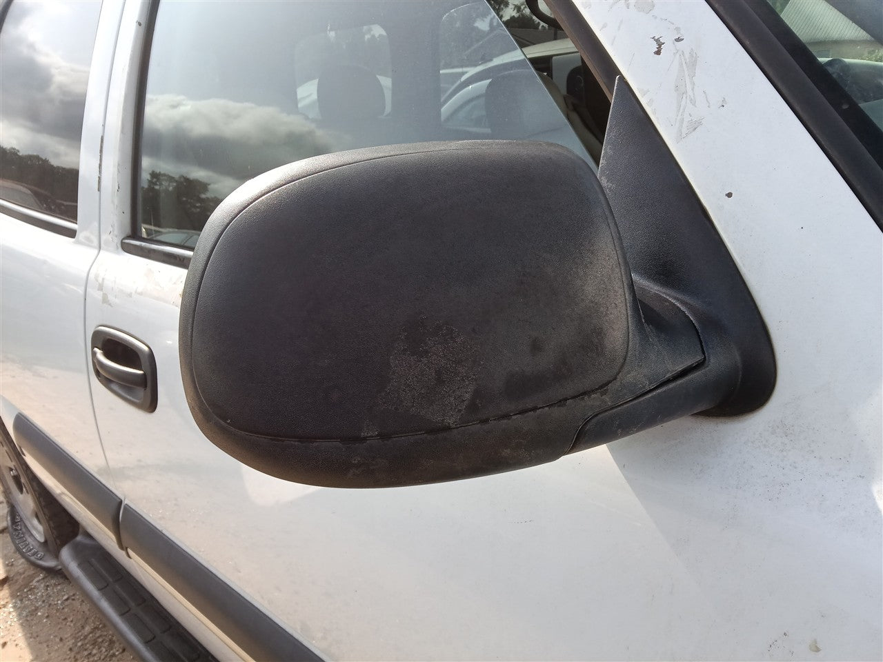2003 thru 2007 Chevrolet Silverado 1500, Chevrolet Silverado 2500, GMC Sierra 1500, GMC Sierra 2500 and 9 more Right